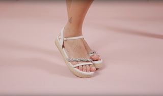 Ana Castela feet photo thumbnail