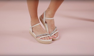 Ana Castela feet photo thumbnail