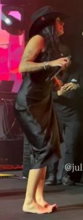 Ana Castela feet photo 8