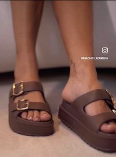 Ana Castela feet photo 7