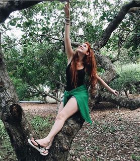 Ana Clara Lima feet photo thumbnail