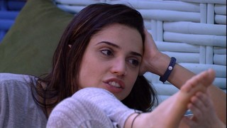 Ana Clara Lima feet photo thumbnail