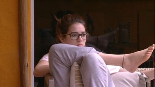Ana Clara Lima feet photo thumbnail
