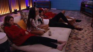 Ana Clara Lima feet photo thumbnail