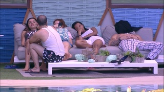 Ana Clara Lima feet photo thumbnail