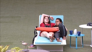Ana Clara Lima feet photo thumbnail
