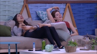 Ana Clara Lima feet photo thumbnail