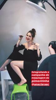 Ana Clara Lima feet photo thumbnail