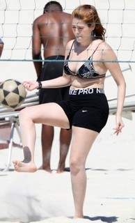 Ana Clara Lima feet photo thumbnail