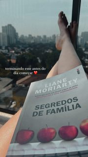 Ana Clara Lima feet photo thumbnail