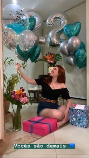Ana Clara Lima feet photo thumbnail