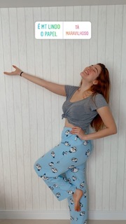 Ana Clara Lima feet photo thumbnail