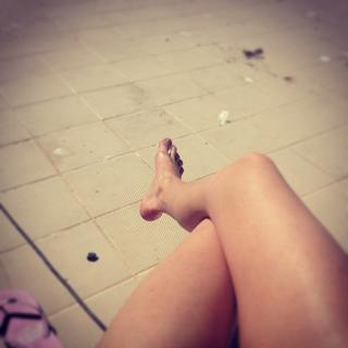 Ana Fernández feet photo thumbnail