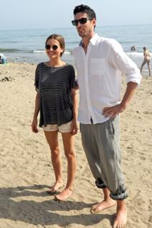 Ana Fernández feet photo thumbnail