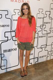 Ana Fernández feet photo thumbnail