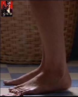 Ana Fernández feet photo thumbnail