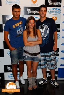 Ana Fernández feet photo thumbnail