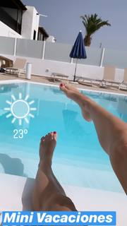 Ana Fernández feet photo thumbnail