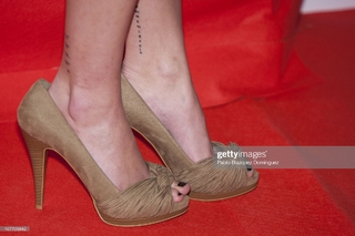 Ana Fernández feet photo thumbnail