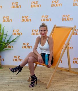 Ana Fernández feet photo thumbnail