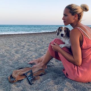 Ana Fernández feet photo thumbnail