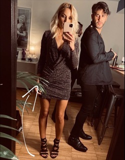 Ana Fernández feet photo thumbnail