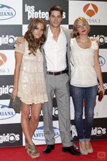 Ana Fernández feet photo thumbnail