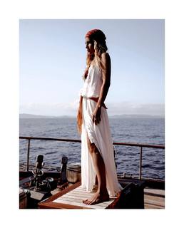 Ana Fernández feet photo thumbnail