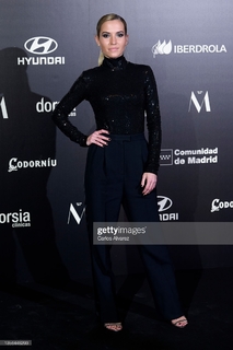 Ana Fernández feet photo thumbnail