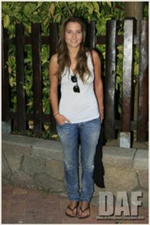 Ana Fernández feet photo thumbnail