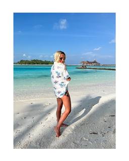 Ana Fernández feet photo thumbnail