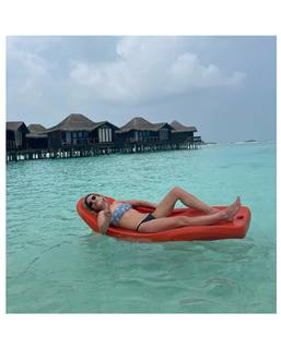 Ana Fernández feet photo thumbnail