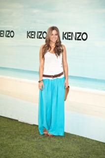 Ana Fernández feet photo thumbnail