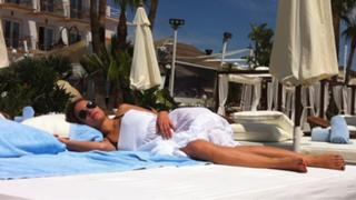 Ana Fernández feet photo thumbnail