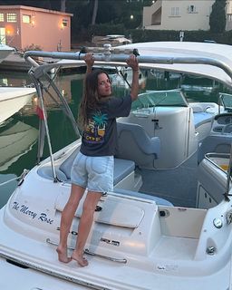 Ana Fernández feet photo thumbnail