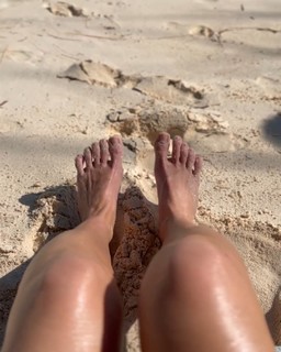 Ana Fernández feet photo thumbnail