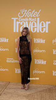 Ana Fernández feet photo thumbnail