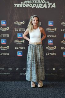 Ana Fernández feet photo thumbnail