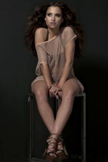 Ana Fernández feet photo thumbnail