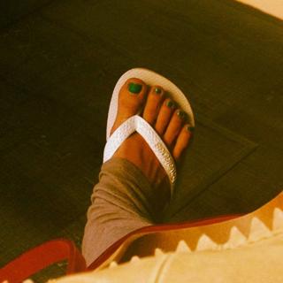 Ana Fernández feet photo thumbnail