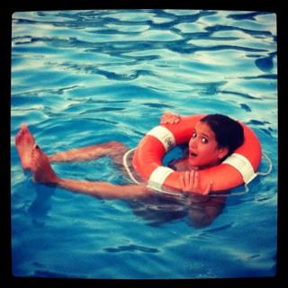 Ana Fernández feet photo thumbnail