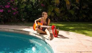 Ana Free feet photo 17
