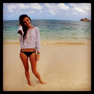 Ana Free feet photo 12