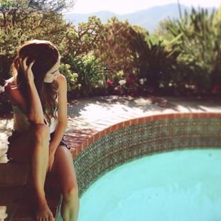 Ana Free feet photo 15