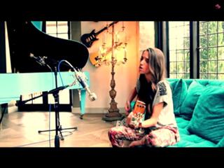 Ana Free feet photo 8