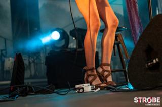 Ana Free feet photo 9
