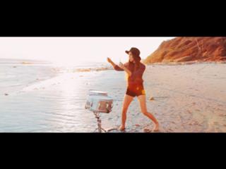 Ana Free feet photo 8