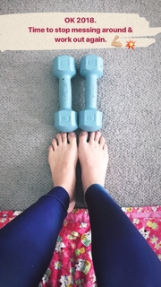 Ana Free feet photo 1