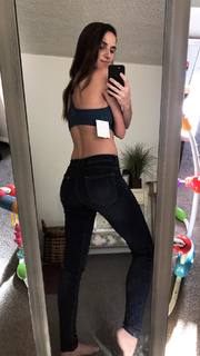 Ana Free feet photo 12