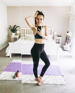 Ana Free feet photo 5